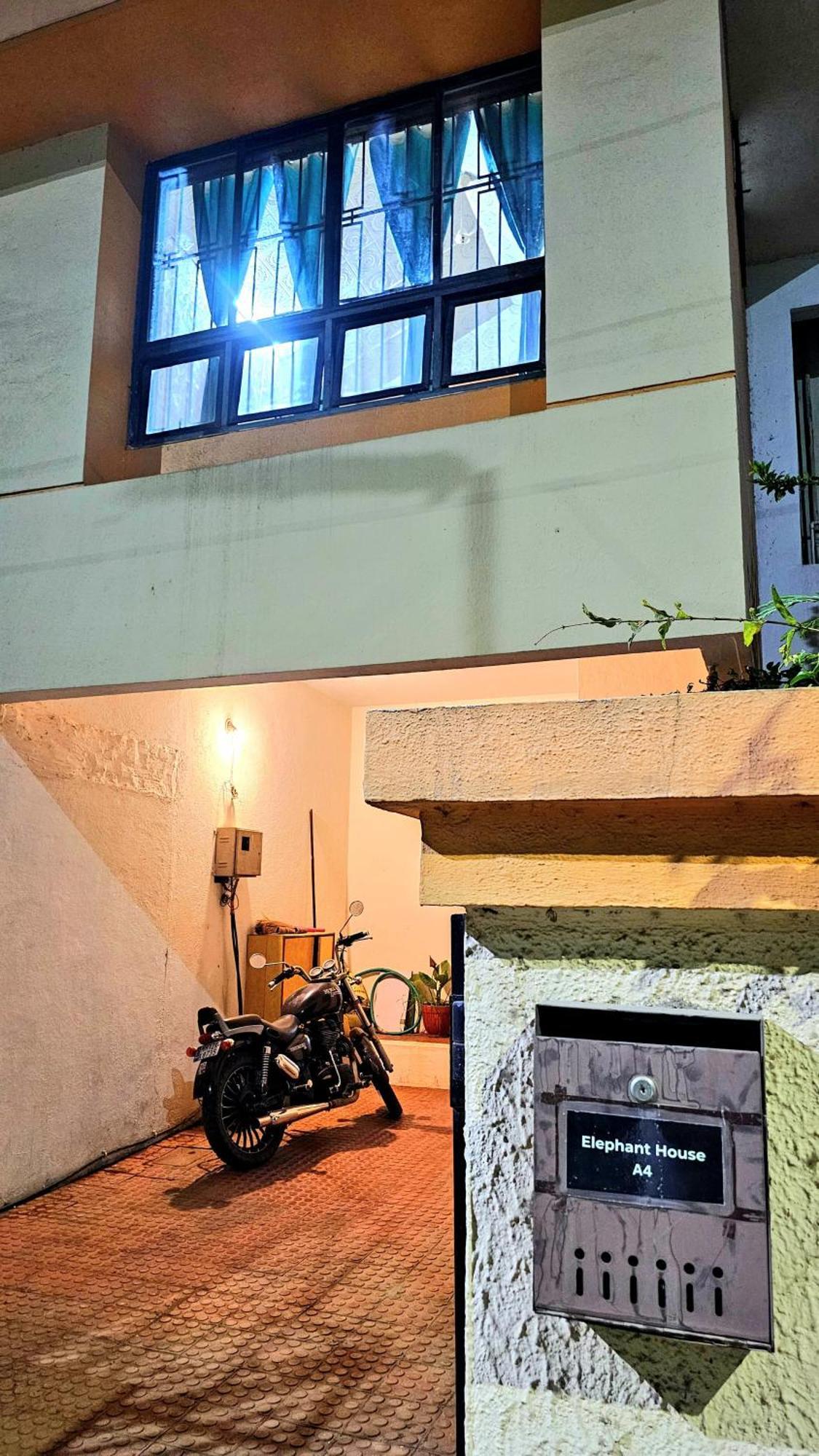 Elephant House - Boutique Hostel & Cowork Méribel Village Zewnętrze zdjęcie