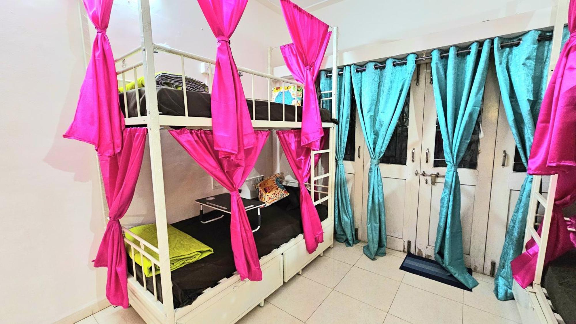 Elephant House - Boutique Hostel & Cowork Méribel Village Zewnętrze zdjęcie